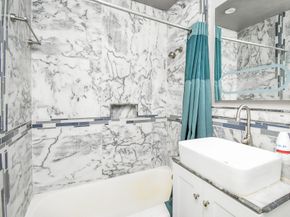 4721 Briarbend Drive, Houston TX 77035
