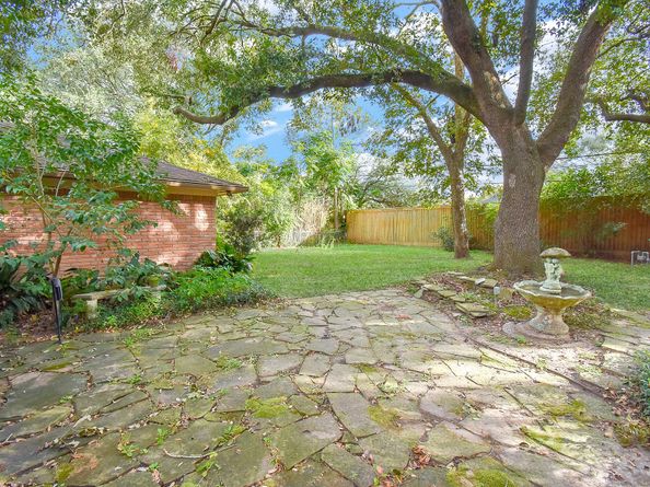 4721 Briarbend Drive, Houston TX 77035