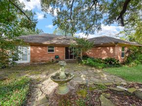 4721 Briarbend Drive, Houston TX 77035