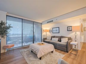 3525 Sage Road 1004, Houston TX 77056