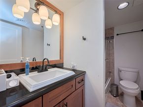 3525 Sage Road 1004, Houston TX 77056