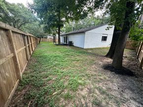 14 Fiddleleaf Court, The Woodlands TX 77381