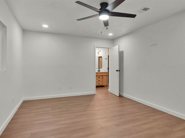14 Fiddleleaf Court, The Woodlands TX 77381