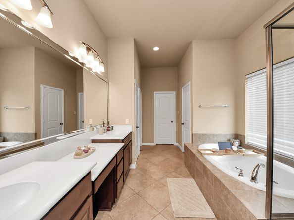 13723 Playa Lucia Court, Houston TX 77044