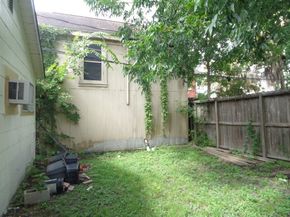 4618 Clay Street, Houston TX 77023