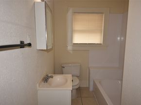 4618 Clay Street, Houston TX 77023