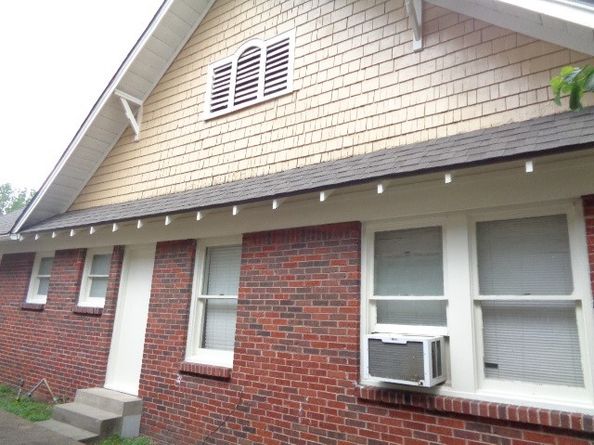 4618 Clay Street, Houston TX 77023