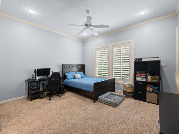 54 Player Point Drive, The Woodlands TX 77382
