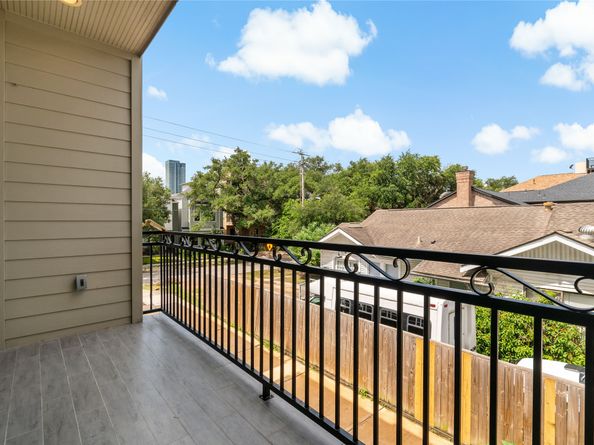 4312 Dickson Street B, Houston TX 77007