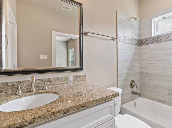 4312 Dickson Street B, Houston TX 77007