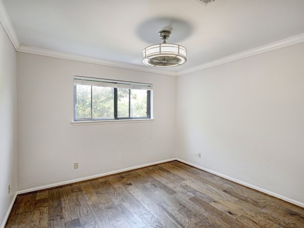 3815 Wakeforest Street, Houston TX 77098