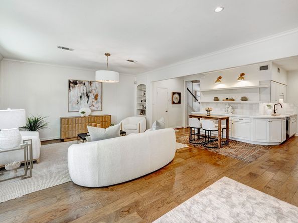 3815 Wakeforest Street, Houston TX 77098