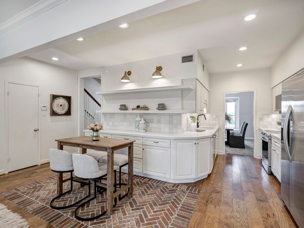 3815 Wakeforest Street, Houston TX 77098