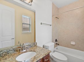 5210 Petty Street C, Houston TX 77007