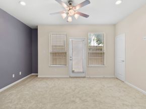 5210 Petty Street C, Houston TX 77007