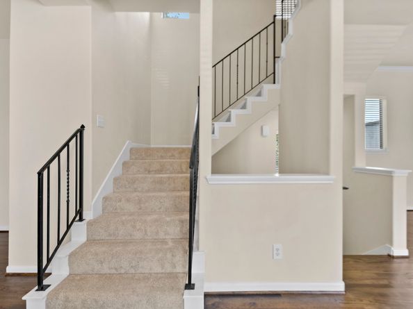 5210 Petty Street C, Houston TX 77007