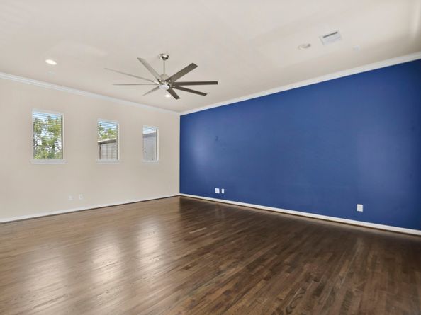 5210 Petty Street C, Houston TX 77007