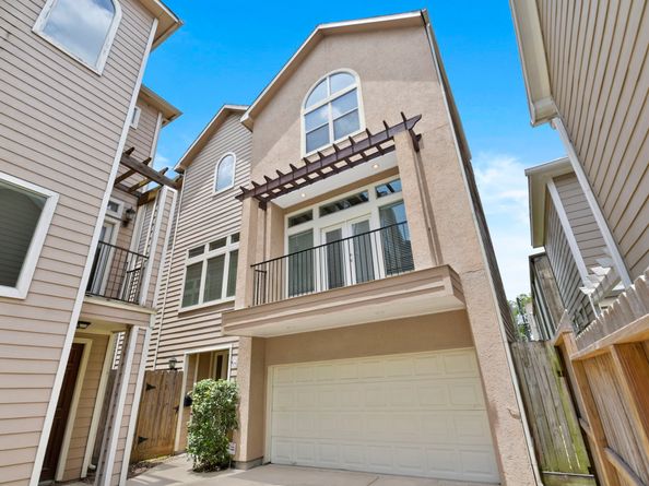 5210 Petty Street C, Houston TX 77007