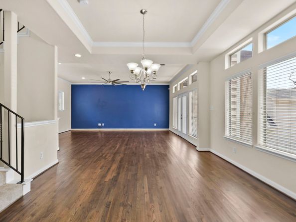 5210 Petty Street C, Houston TX 77007