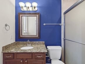 5210 Petty Street C, Houston TX 77007