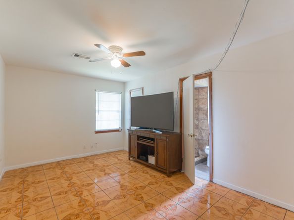 5915 Nordling Road, Houston TX 77076