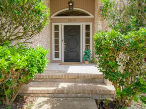 8014 N Circle Drive, Houston TX 77071