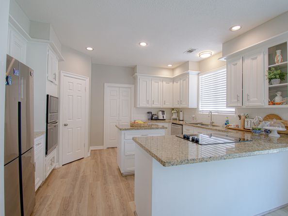 8014 N Circle Drive, Houston TX 77071