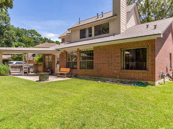 5102 Natural Bridge Drive, Kingwood TX 77345