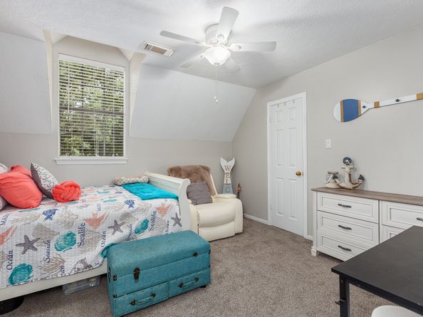 5102 Natural Bridge Drive, Kingwood TX 77345