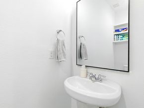 7711 Willow Street, Houston TX 77088