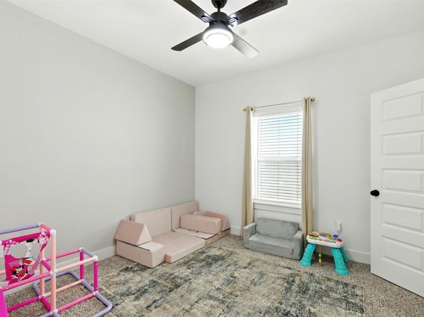7711 Willow Street, Houston TX 77088