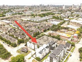 2913 Leeland Street, Houston TX 77003