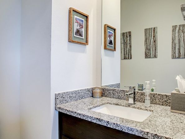 2913 Leeland Street, Houston TX 77003