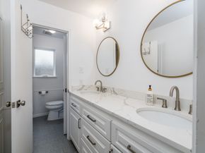 10014 Ella Lee Lane, Houston TX 77042