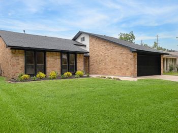 2734 Mesquite Drive