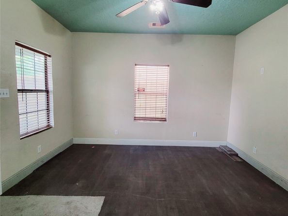 7209 Avenue K, Houston TX 77011