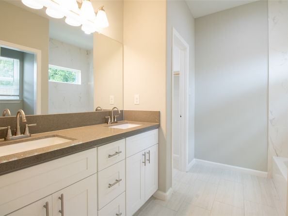 324 Gans Street A, Houston TX 77029