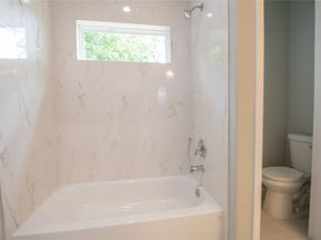 324 Gans Street A, Houston TX 77029