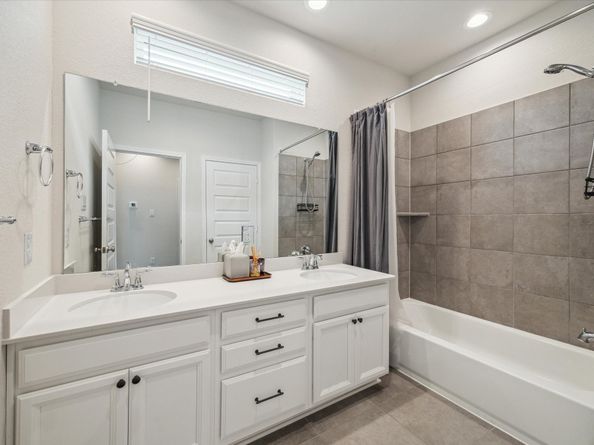 9820 Rugged Oaks Drive, Houston TX 77080