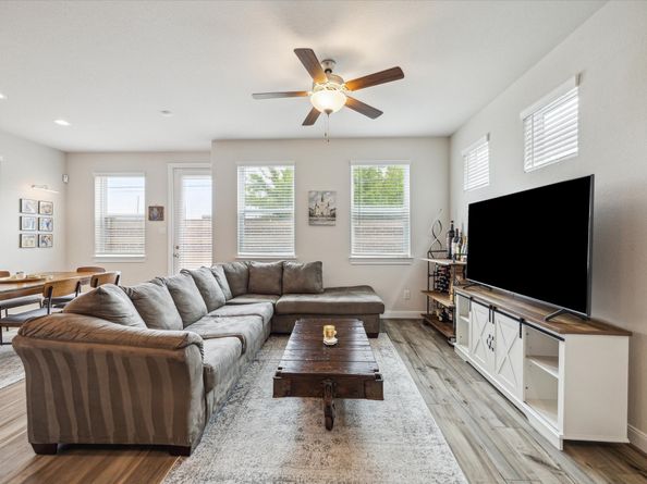 9820 Rugged Oaks Drive, Houston TX 77080