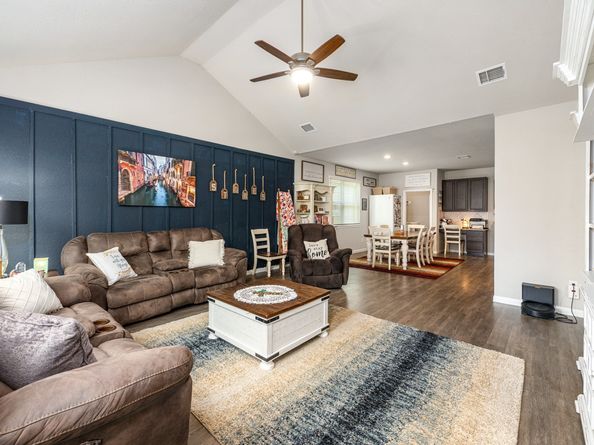 4413 Eveslage Lane, Conroe TX 77304