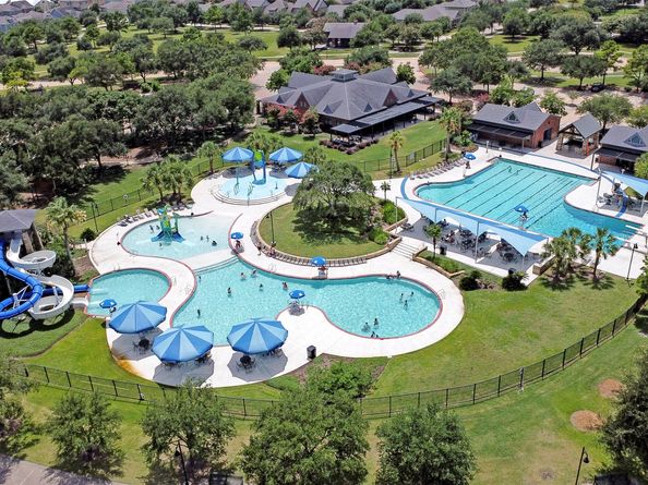 18415 Pin Oak Bend Drive, Cypress TX 77433