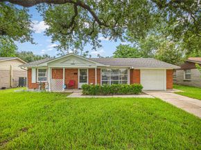 10434 Hinds Street, Houston TX 77034