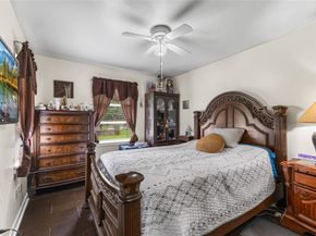 10434 Hinds Street, Houston TX 77034