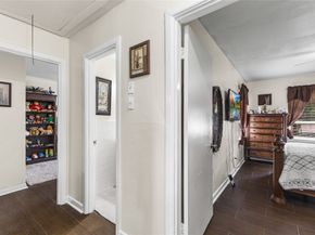 10434 Hinds Street, Houston TX 77034