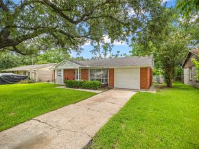 10434 Hinds Street, Houston TX 77034