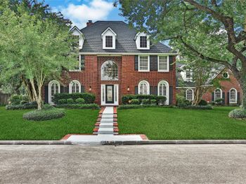 2206 Hickory Park Drive