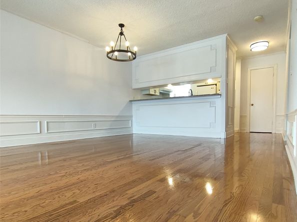 3131 Southwest Freeway 49, Houston TX 77098