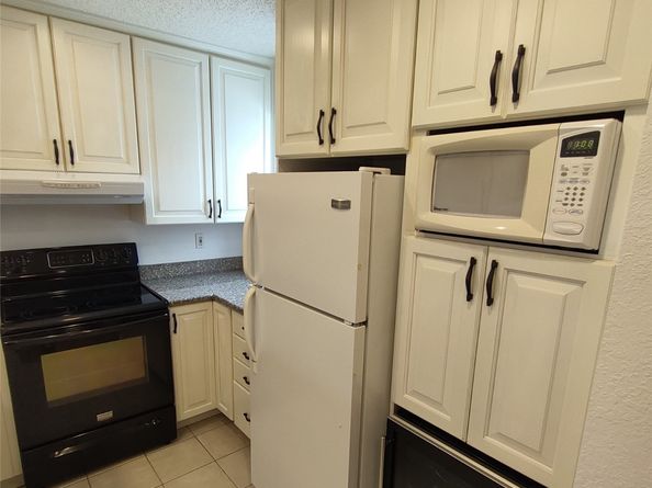 3131 Southwest Freeway 49, Houston TX 77098