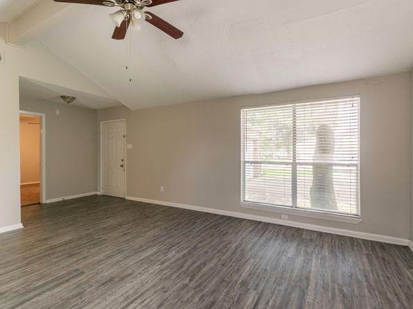 6930 Caddo Lake Lane, Houston TX 77083